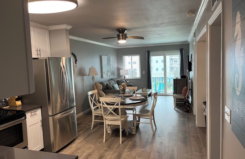 Fort Morgan Condo | King Size Comfort-King Size View!