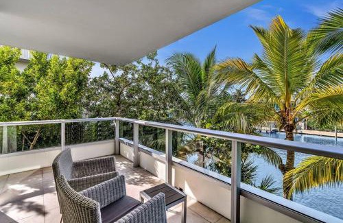Bay Harbor Islands Apartment | King Suite balcony water views-Hosted by Sweetstay