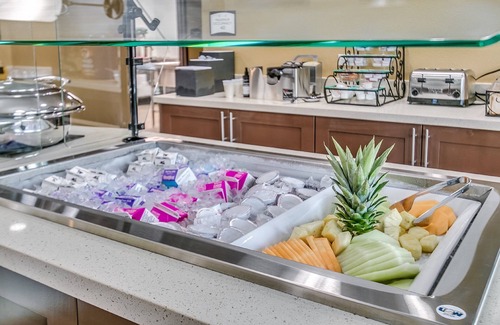 Lubbock Condo | King Suite. Free Breakfast Buffet. Close to Texas Tech University!