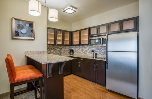 Amarillo Condo | King Suite | Free Daily Breakfast, Indoor Pool + Fitness Center