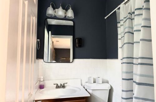 Jonesboro House | King Suite - Private Bath - Hot Tub - Home Theater - Room 5 735
