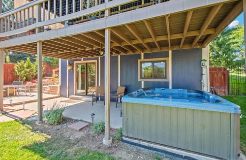 Club Crest Condo | King suite w/hot tub, fire pit, & luxe bathroom