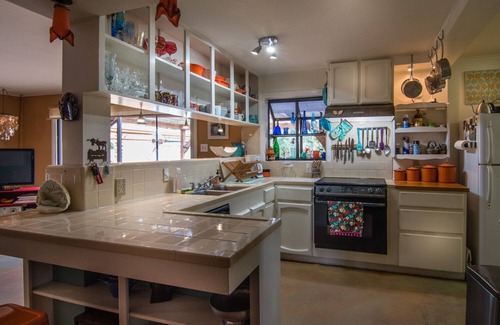 Bay Area House | KingBed/Patio/BBQ/20min2Beach/Netflix/Workspace