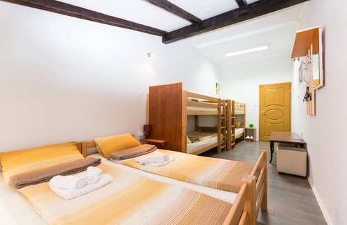 Visoko House | Kingdom Rooms Visoko