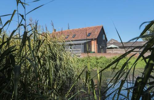 South Leigh House | Kingfisher, 2 The Old Stables