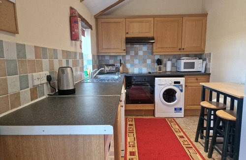 Whitland Cottage | Kingfisher Cottage