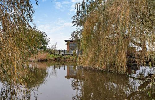 Welney House | Kingfisher Lodge