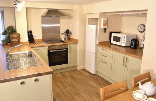 Whitland Cottage | KINGFISHER, pet friendly, character holiday cottage in Blaenwaun