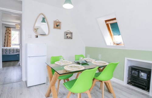 Thistley Green Cottage | KINGFISHER, pet friendly, character holiday cottage in Isleham