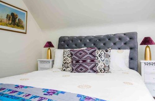 Kenmare Apartment | Kingfisher Riverside Retreat