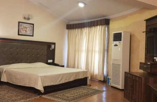 Ambala Hotel | Kingfisher Tourist Resort