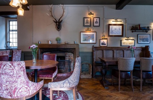 Monkton Farleigh Apartment | Kings Arms Duplex