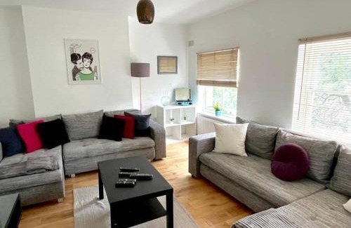 Kings Cross St. Pancras Apartment | Kings Cross Flats by DC London Rooms