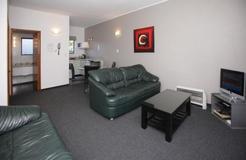 Nelson Hotel | Kings Gate Motel