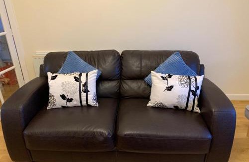 Central Aberdeen Apartment | Kings St View Simple Apartment