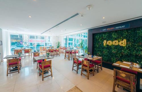 Al Zahiyah Hotel | Kingsgate Hotel by Millennium