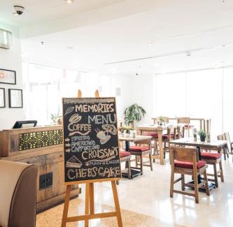 Al Zahiyah Hotel | Kingsgate Hotel by Millennium