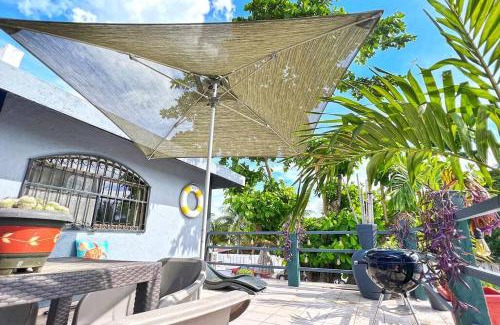Puerto Morelos Apartment | Kingsize Condo Bambu Beachside Puerto Morelos