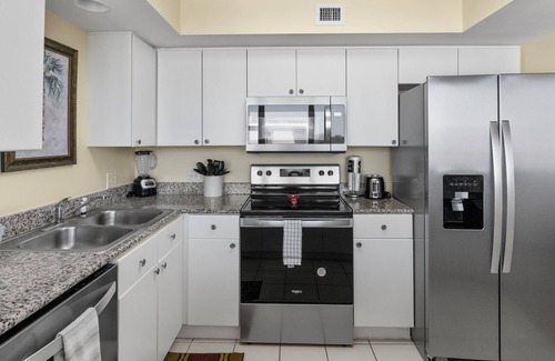 Arcadian Shores Condo | Kingston Brighton 1803 Renovated ocean view