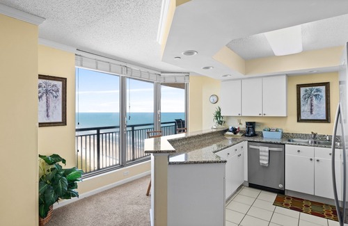 Arcadian Shores Condo | Kingston Brighton 1803 Renovated ocean view