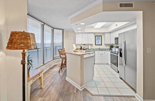 Arcadian Shores Condo | Kingston Brighton 1803 Renovated ocean view