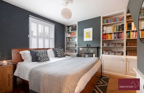 Canbury House | Kingston on Thames, 3 Bedroom House w/ Garden