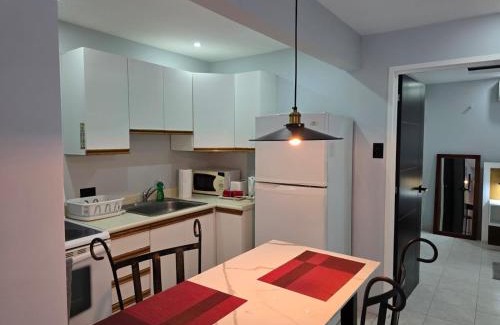Mona Apartment | Kingston Horizon Retreat