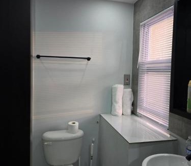 Mona Apartment | Kingston Horizon Retreat