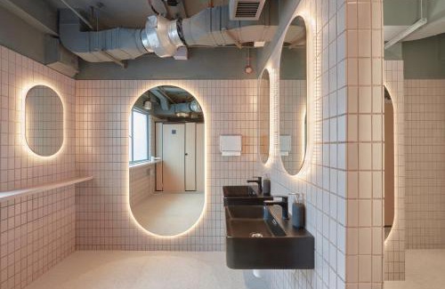 Downtown Singapore Hotel | KINN Capsule