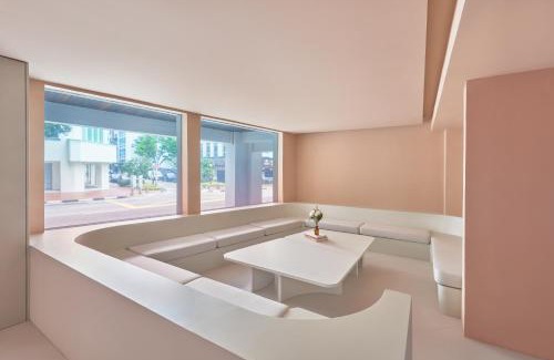 Downtown Singapore Hotel | KINN Capsule