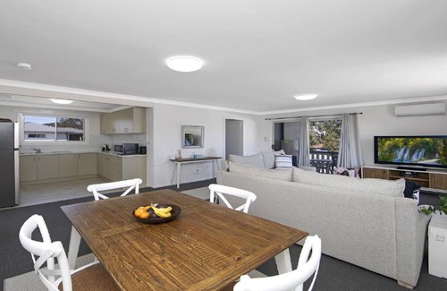 Umina Beach House | Kinross - Umina Beach
