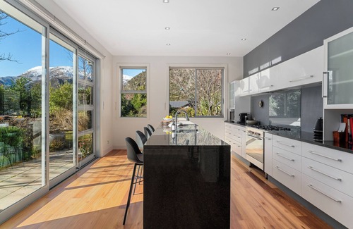 Arrowtown House | Kinsale - 3 Bedroom Home