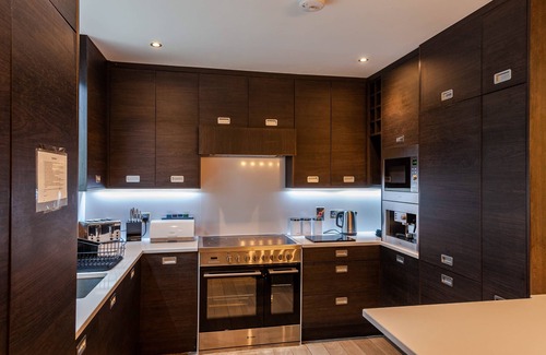 Kinsale House | Kinsale Town centre , sleeps16, 6 bedrooms, run by Exquisite Holiday Homes