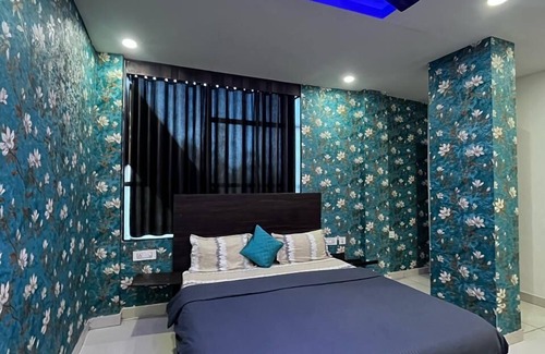 Vasundhara Hotel | Kinsfolk Inn Hotel And Banquet