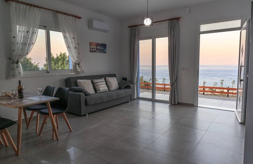Stegna House | KIRA'S RESIDENCE PANORAMIC VIEW