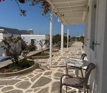 Paros Apartment | Kirki Rooms on the Hill