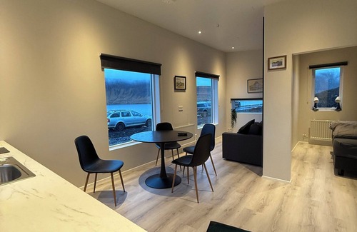Grundarfjordur Cottage | Kirkjufell View Cottages