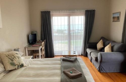 Port Elizabeth House | Kirknewton