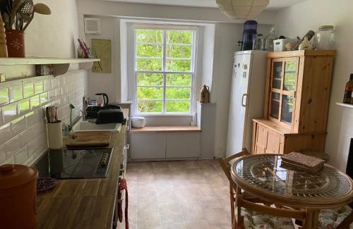 Huntly House | Kirkton Cottage whole house in Cairnie Aberdeenshire