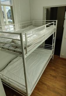 Hameenlinna Apartment | Kirstulan Kartanon päärakennuksen upea päätyhuoneisto