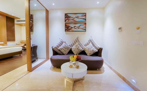 Seth Narang Das Layout Hotel | Kiscol Grands Hotel