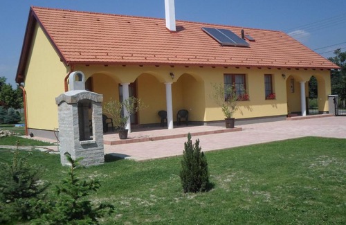 Rajka House | Kiserdő Vendégház