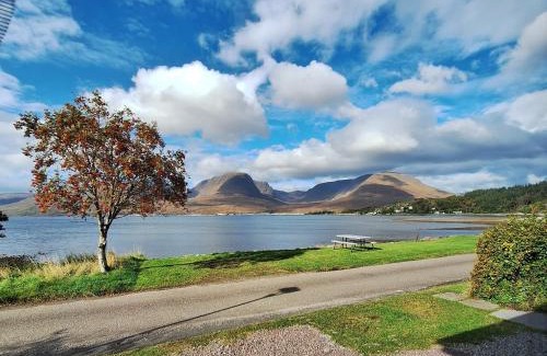 Strathcarron Bed & Breakfast | Kishorn Seaside House - Rooms