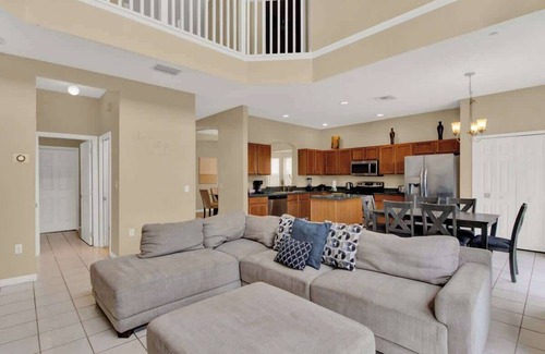Lake Berkley House | Kisimme Gem - Private Pool and Theater Room