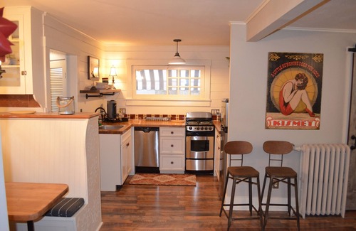 Old North End Cottage | Kismet Cottage in Old North End
