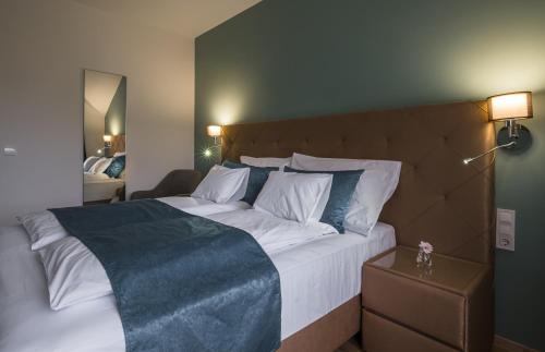 Balatonszemes Bed & Breakfast | Kistücsök Food & Room