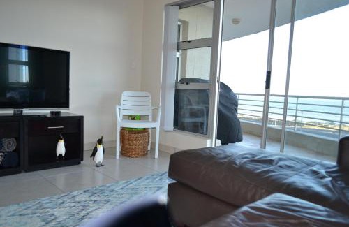 Bloubergstrand Apartment | KiteView - Spacious 2 Bedroom with iconic views