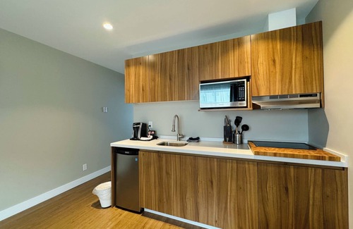 Kitimat Hotel | Kitimat River Motel & Suites