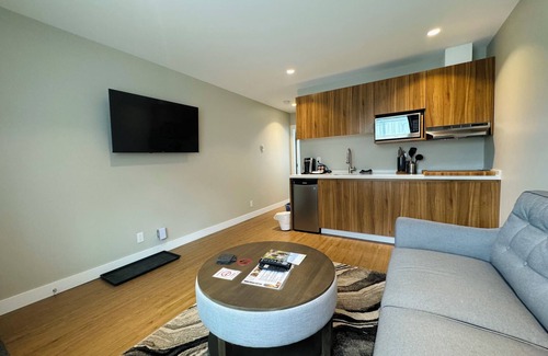 Kitimat Hotel | Kitimat River Motel & Suites