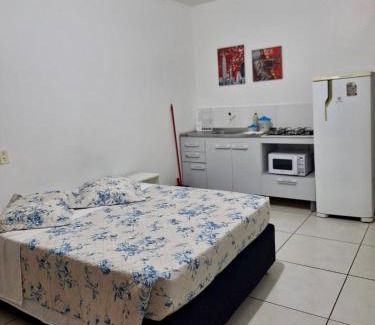Torres Apartment | Kitnet 1 mobiliada no centro de Torres a 600m da Praia Grande